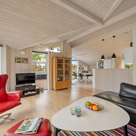Helen - 500m To The Fjord By Interhome Bjerregård