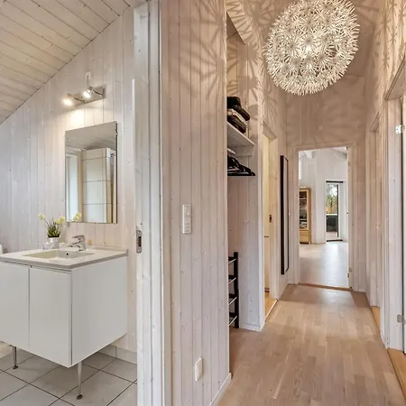 Feriehus Helen - 500m To The Fjord By Interhome Bjerregård
